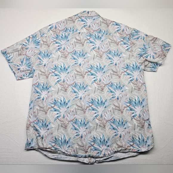 Ariat‎ Men's Modern Fit Floral Shirt - Blue and Gray - Picture 3 of 10